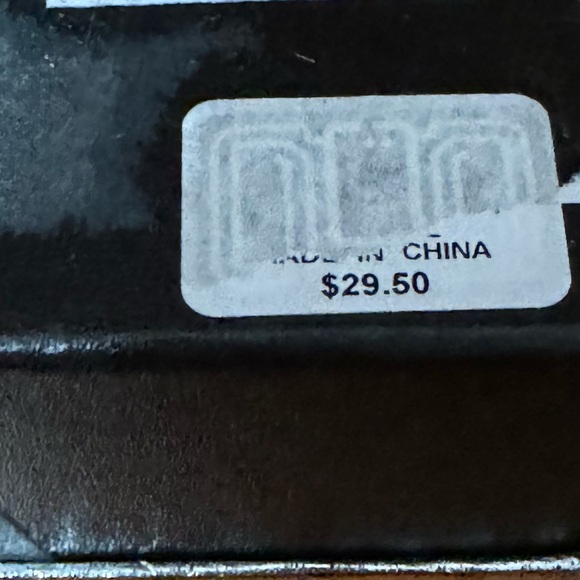 NWT Macy’s Watch Set with Matching Bracelets - Picture 5 of 5